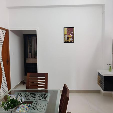 Spacious 2Bhk Near Airport Kochi Exterior photo
