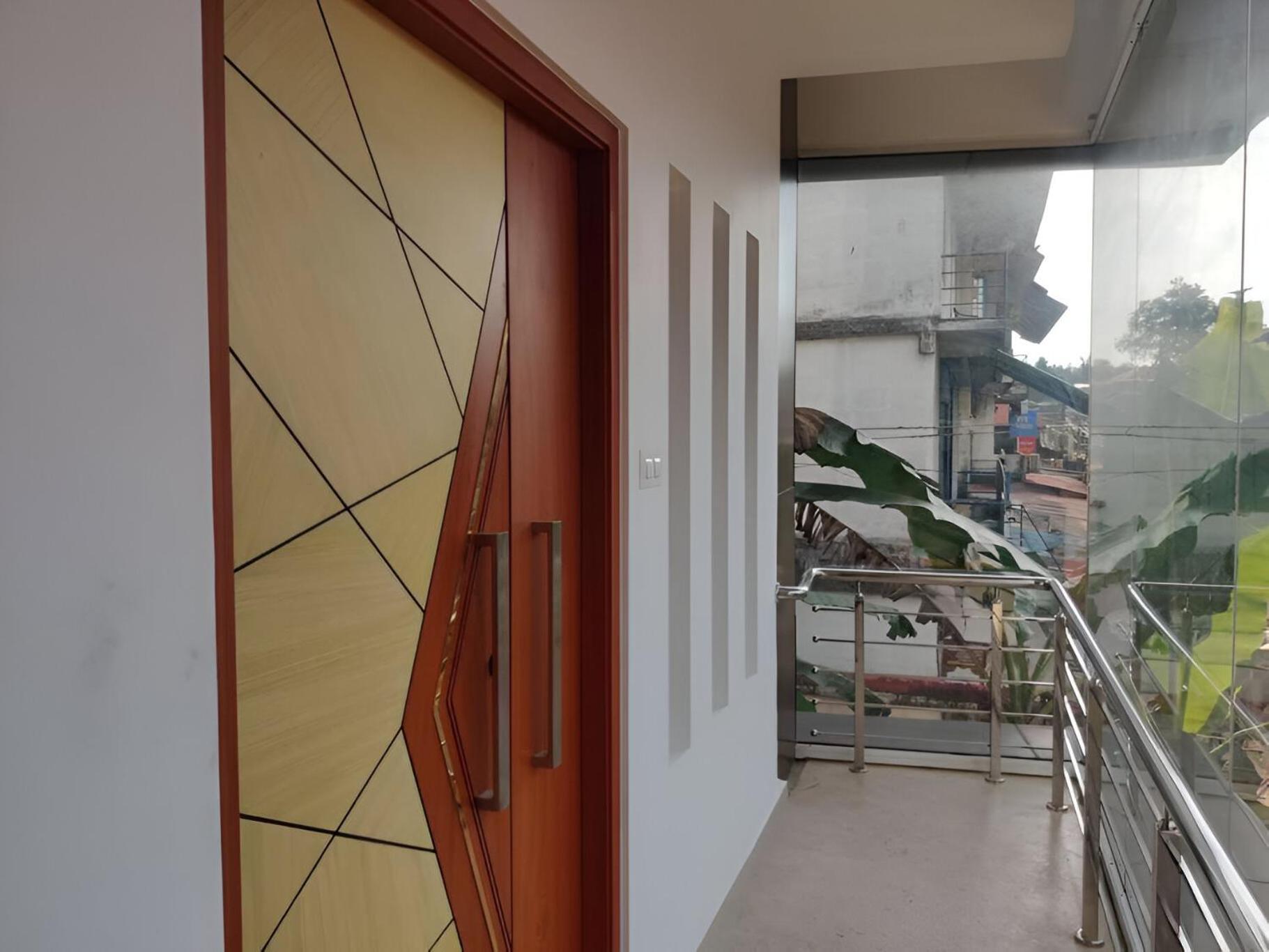 Spacious 2Bhk Near Airport Kochi Exterior photo
