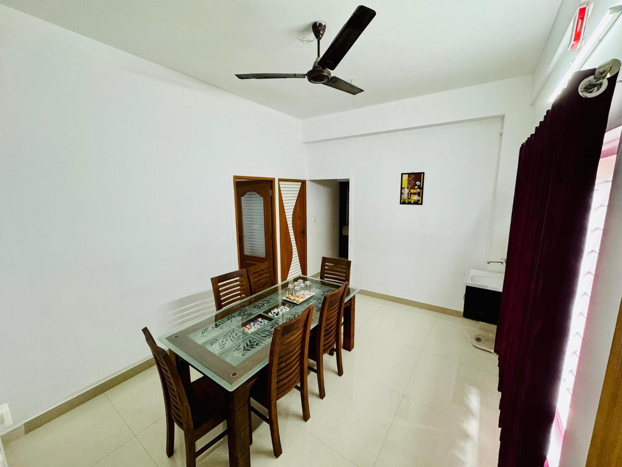 Spacious 2Bhk Near Airport Kochi Exterior photo